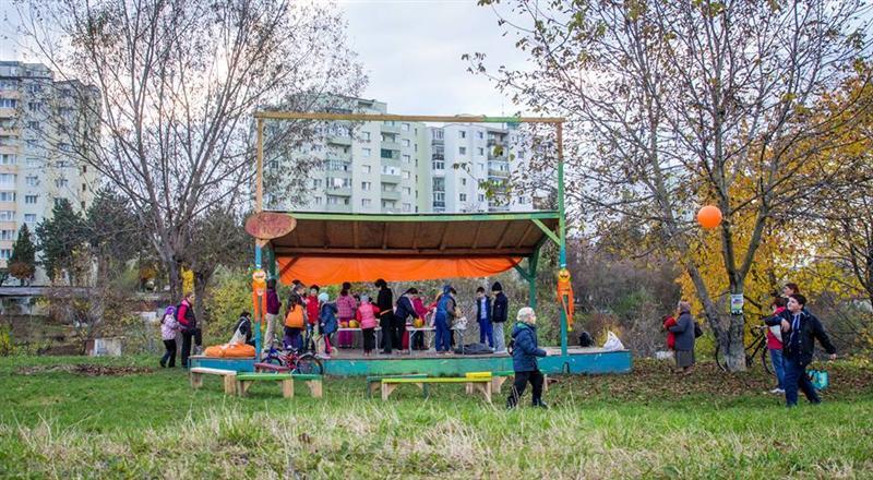 Zilele Mănăşturului. La Terenuri şi Cinema Dacia