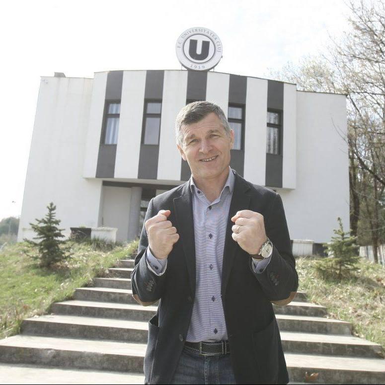 Sabău, în companie selectă la finala Champions League - FOTO