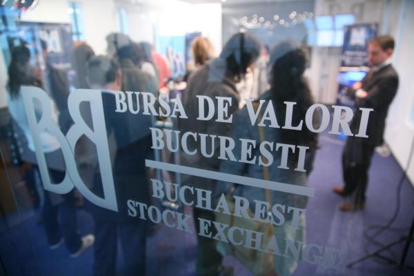 Şefii Băncii Transilvania şi-au vândut acţiunile la bursă