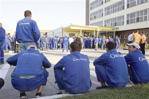 Grupul lui Vuza se jură că nu dă oameni afară de la Oltchim