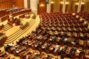 Moţiunea de cenzură, semnată de 222 de parlamentari. Când are loc votul