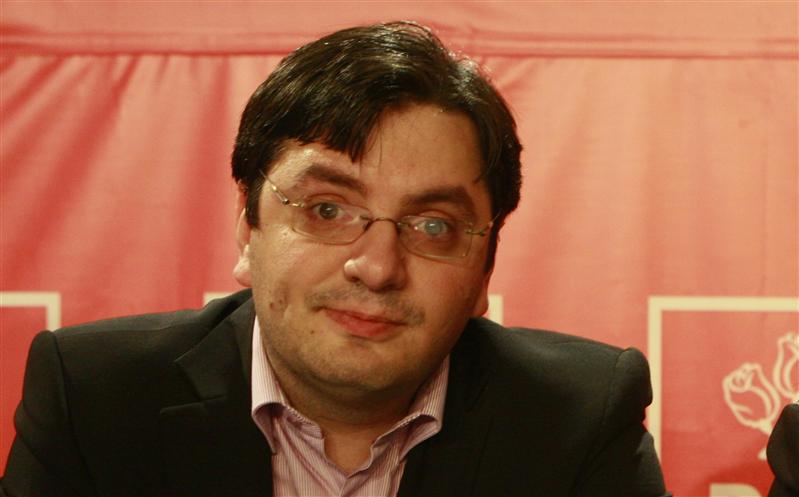 Bănicioiu: Nu voi vota moțiunea de cenzură. E de-a dreptul ciudat să îți dai jos propriul Guvern