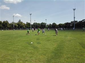 FOTO/VIDEO: ”U” Cluj trage tare înainte de ultimul duel al sezonului » ”Papi” s-a băgat la joc alături de elevii săi