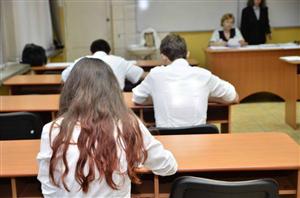 Şase elevi din Cluj au încercat să copieze la bac