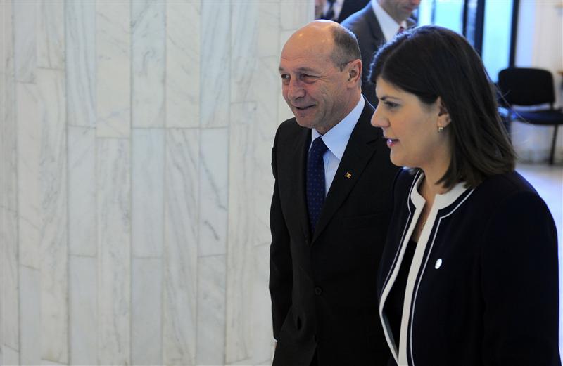 Traian Băsescu: 
