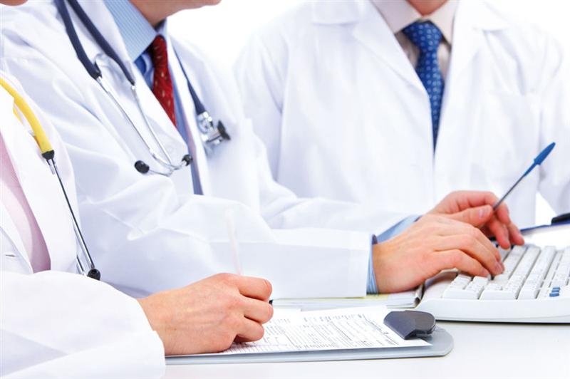 Câţi medici are România. Clujul, pe locul trei naţional