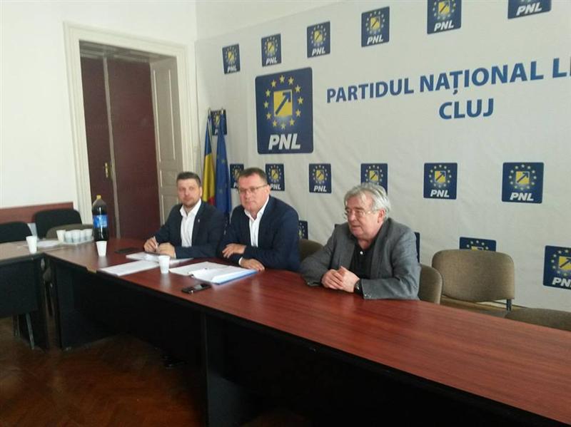 Deputaţii PNL de Cluj desfiinţează măsurile economice ale guvernului. Ce replică dă liderul PSD Cluj