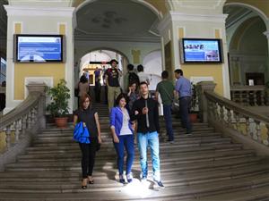 Granturi de până la 3.000 de euro/an pentru olimpicii care aleg o facultate din România