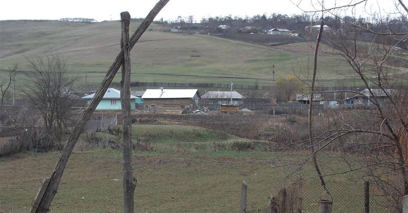 Peste jumătate din populaţia României nu avea locuinţele conectate la sistemele de canalizare în 2016