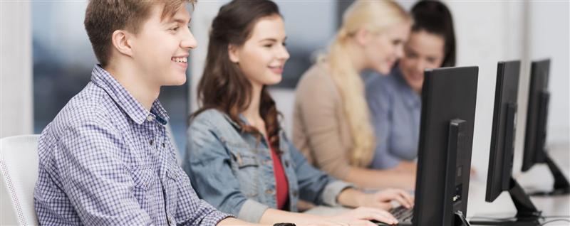TOP 10 cele mai căutate facultăţi din România