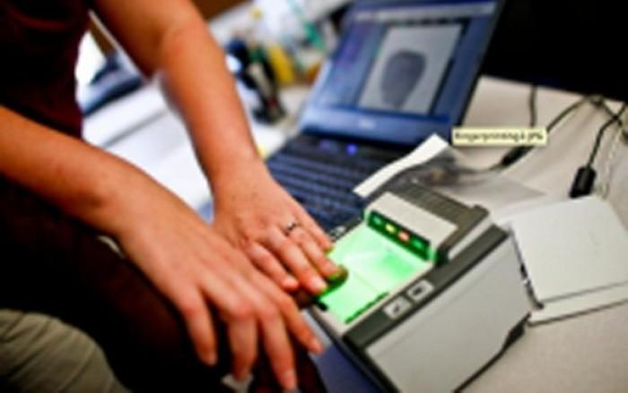 Buletinul electronic | Cât costă şi cum arată noua carte de identitate disponibilă de anul viitor