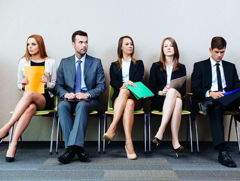 Sfârşitul crizei din România: Numărul salariaţilor din economie a ajuns la cel mai mare nivel din ultimele două decenii