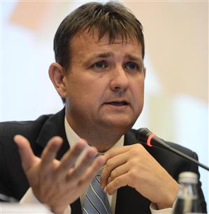 „Agenții imobiliari să nu mai spună evaluatorilor că prețul e confidențial”