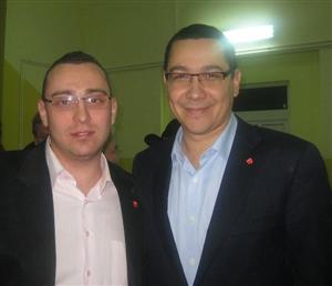 Toate tunurile pe Nasra. Ponta: „Pitecantrop politic