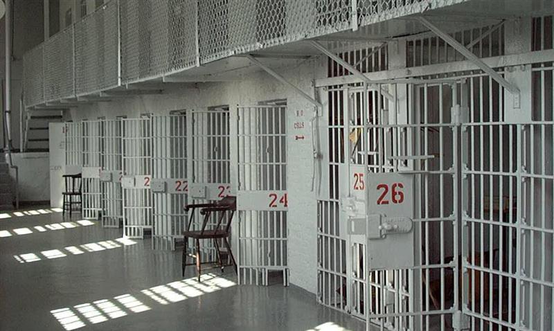 Grevă în penitenciare. Angajaţii refuză să mai facă ore suplimentare