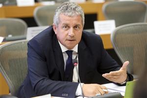 Daniel Buda cere intervenţia Comisiei Europene în cazul pestei porcine africane