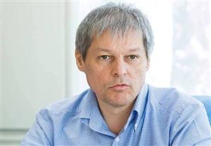 Cioloş: Mă surprinde acest amatorism al unei coaliții care spune că s-a pregătit din vreme pentru guvernare