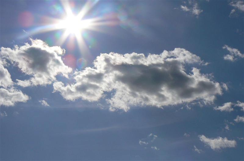 România, între COD GALBEN de instabilitate atmosferică şi COD PORTOCALIU de căldură