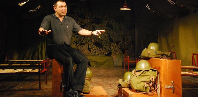 Actor al Teatrului Maghiar din Cluj, director artistic al Galei Tânărului Actor