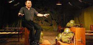Actor al Teatrului Maghiar din Cluj, director artistic al Galei Tânărului Actor