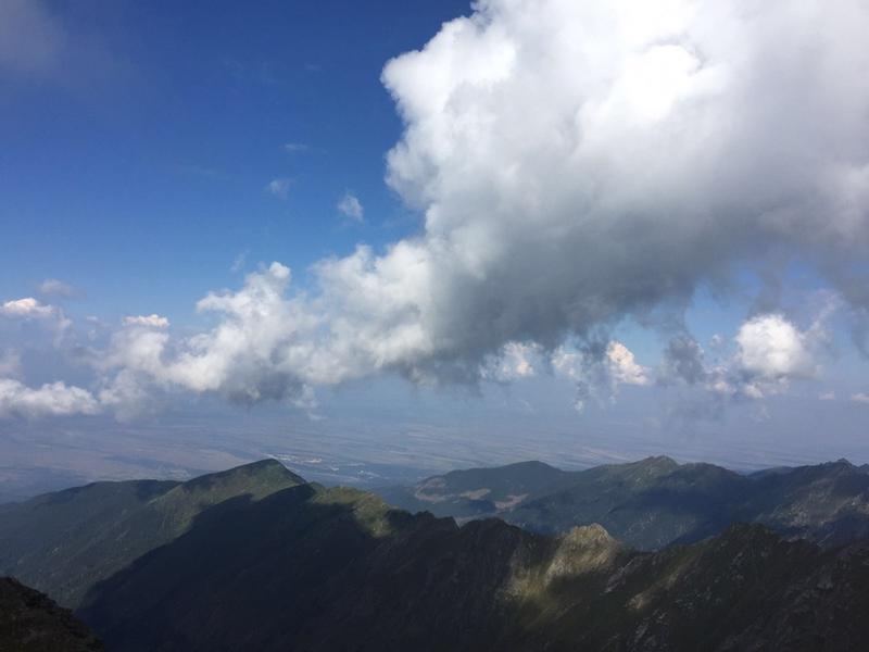 Prognoza meteo pentru luni şi marţi. Temperaturile maxime, între 23 - 34 de grade Celsius. Vezi zonele în care va ploua