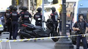 Atacul din Barcelona | Poliţia are un nou suspect. Întâlnire la nivel înalt pentru a stabili nivelul de alertă