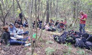 Numărul refugiaţilor care încearcă să intre ilegal în România, în creştere. 25 de imigranţi, depistaţi de poliţiştii de frontieră