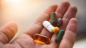 Vitaminele B6 și B12 în doze mari prezintă un risc ridicat de cancer pulmonar la bărbaţi (studiu)