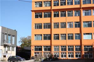 Flacăra imobiliară îşi vinde proprietăţile din centru
