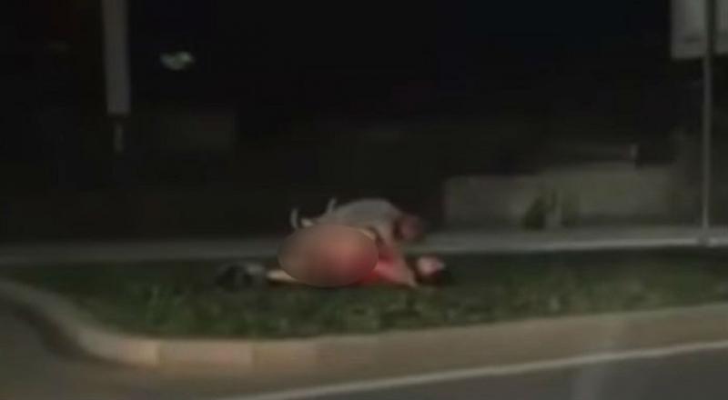 Tinerii filmaţi în timp ce făceau sex într-un sens giratoriu din Cluj, reţinuţi de poliţişti VIDEO