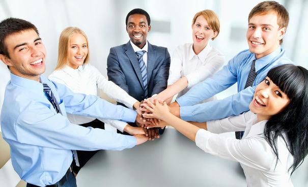 Motivul pentru care tinerii preferă multinaţionalele şi nu angajatorii români
