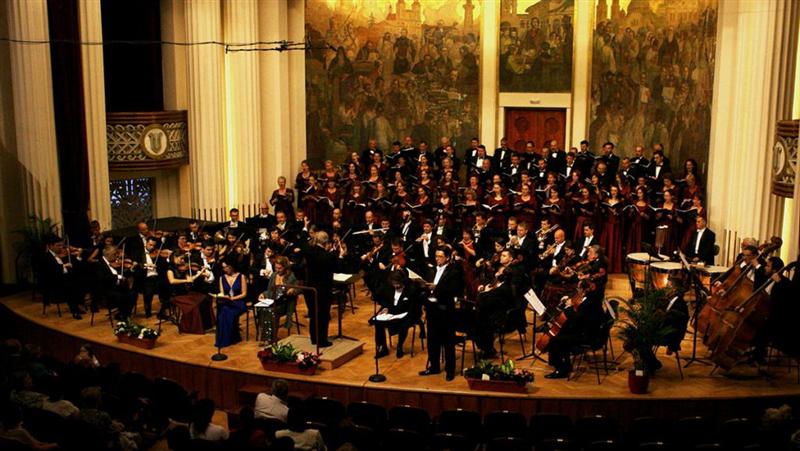 Noua stagiune a Filarmonicii din Cluj începe cu un concert din programul Festivalului George Enescu