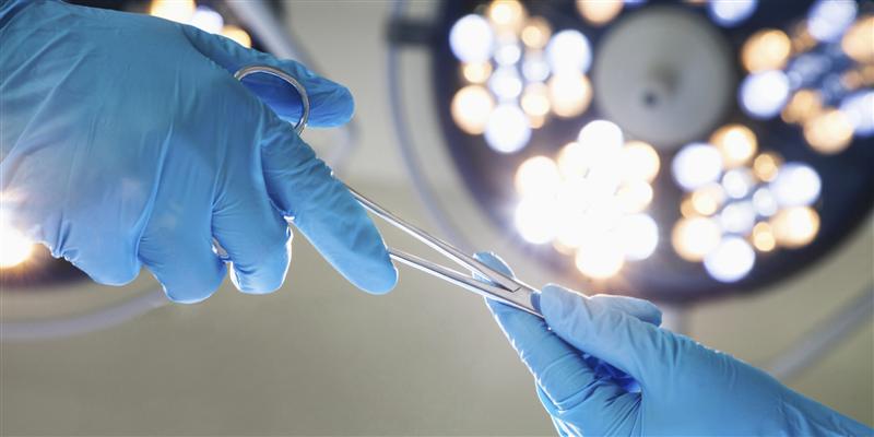Ministrul Sănătăţii: Pacienţii români ar putea fi trimişi în Italia şi Ungaria pentru transplant pulmonar