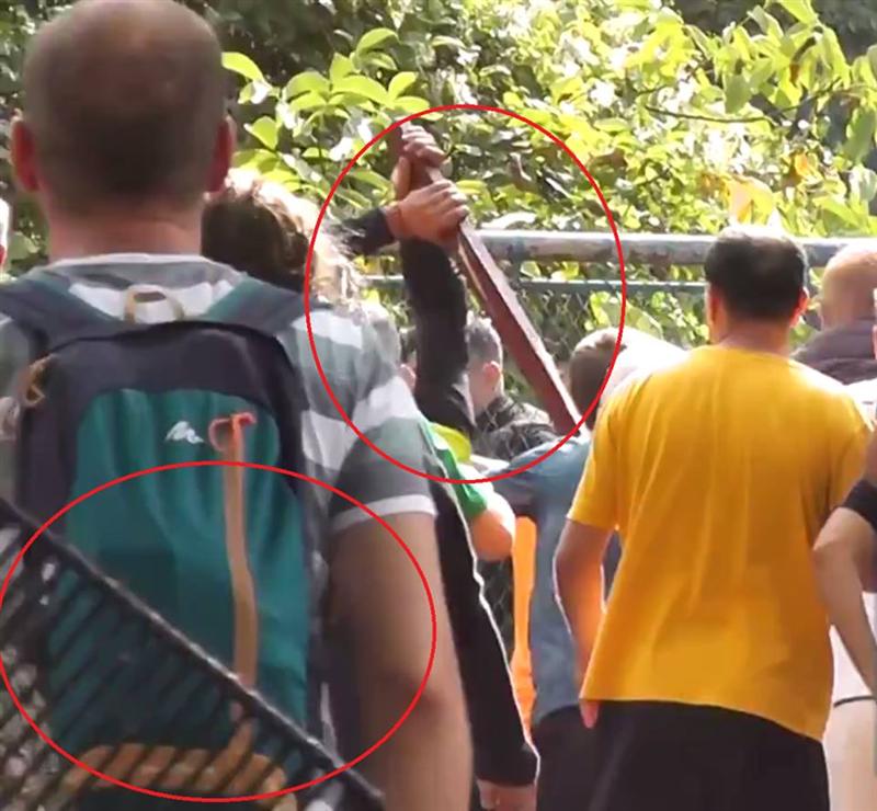 Ce spune Peluza Şepcile Roşii despre incidentul de sâmbătă. Poliţia: 15 persoane, urmărite penal
