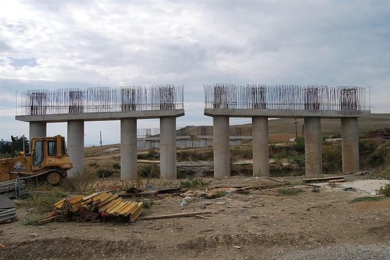 Cel mai lung tronson al Autostrăzii Sebeș-Turda este departe de finalizare FOTO