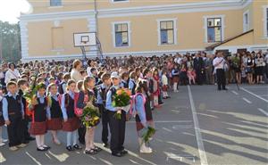 Cât de în siguranţă sunt la cursuri elevii din Cluj 