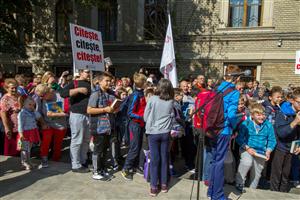 Clujul citeşte! Sute de persoane la 