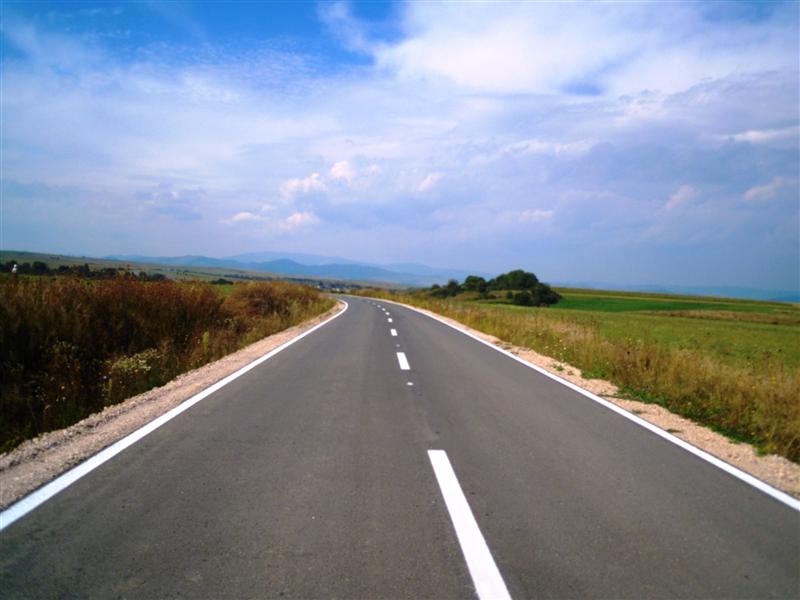 Noi drumuri județene intră în reabilitare și modernizare. VEZI lista 