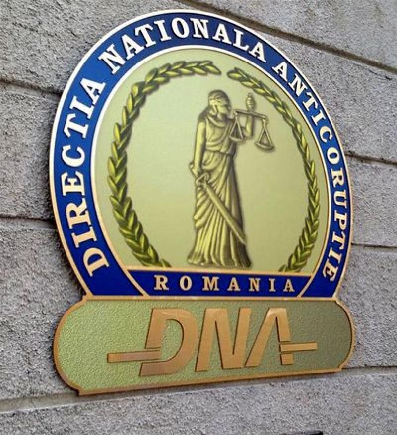 Un fost ministru PSD pus sub învinuire de DNA