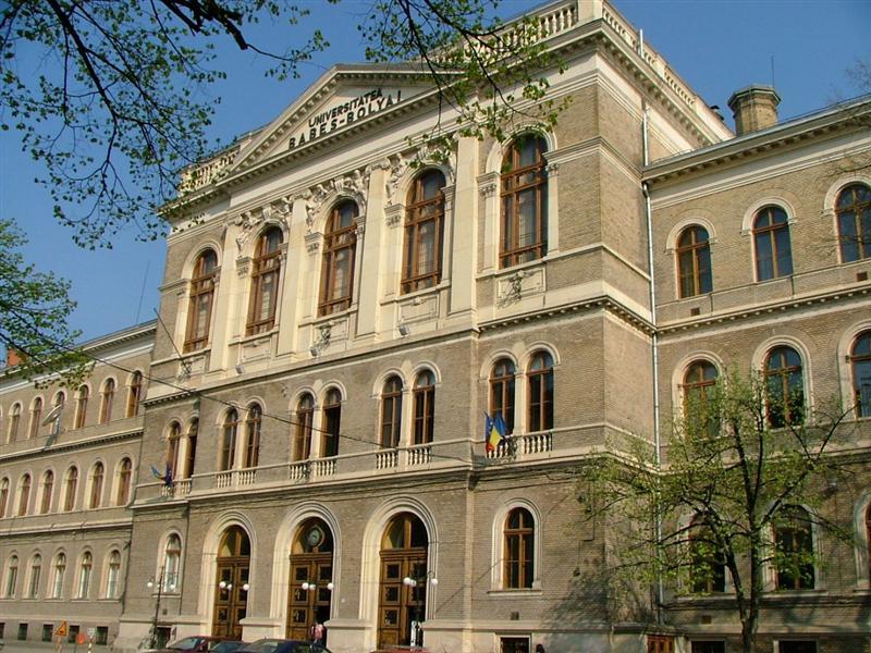 Sute de liceeni din zona de vest a țării, interesați de oferta Universităţii Babeş-Bolyai