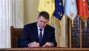 Iohannis a semnat decretele privind numirea noilor miniștri