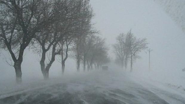 COD GALBEN de vreme rea, prelungit până marţi la ora 12.00. Judeţele afectate