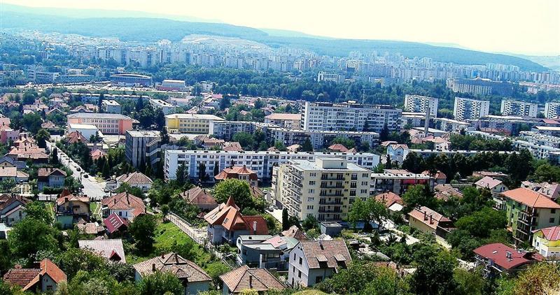 Eurostat: România are cei mai mulţi proprietari de locuinţe din UE