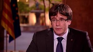 Fostul premier Carles Puigdemont şi alţi foşti patru miniştri ai Guvernului Cataloniei s-au predat poliţiei din Bruxelles