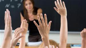 Mii de profesori, trimişi să facă şcoală pentru a se adapta la nevoile de învăţare ale elevilor