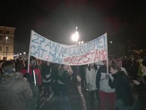 Clujenii ies din nou în stradă. Peste 1.400 de persoane și-au anunțat prezența