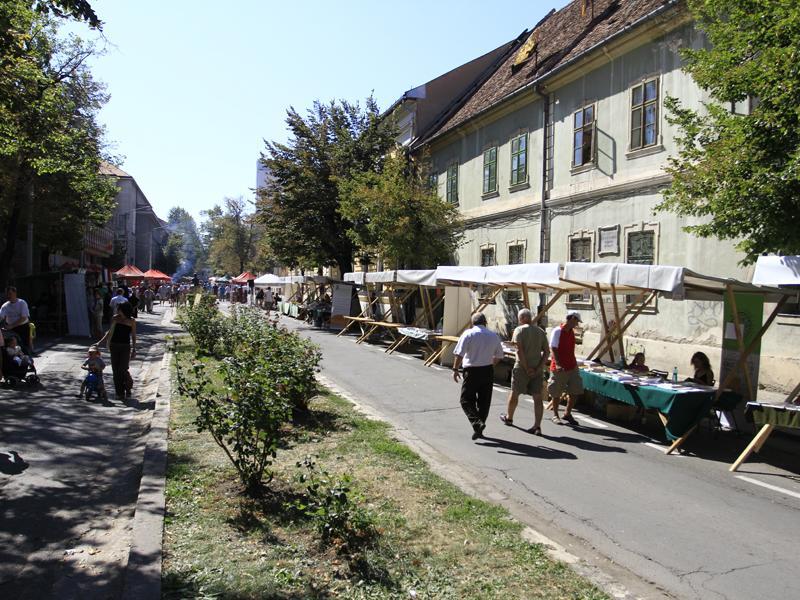 De la universitate, la zid de cetate. Idei pentru pietonalizarea unei străzi clujene