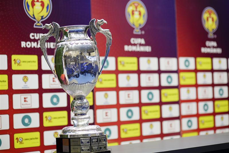 Cine transmite meciul ”U” Cluj – Dinamo, din optimile Cupei