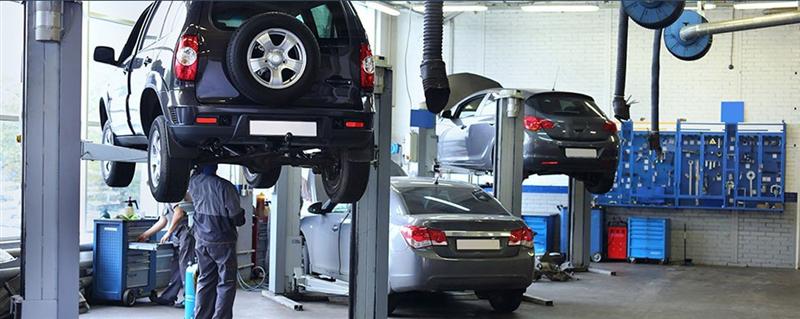 Amenzi de peste 25.000 de lei pentru nereguli la ateliere de reparații auto