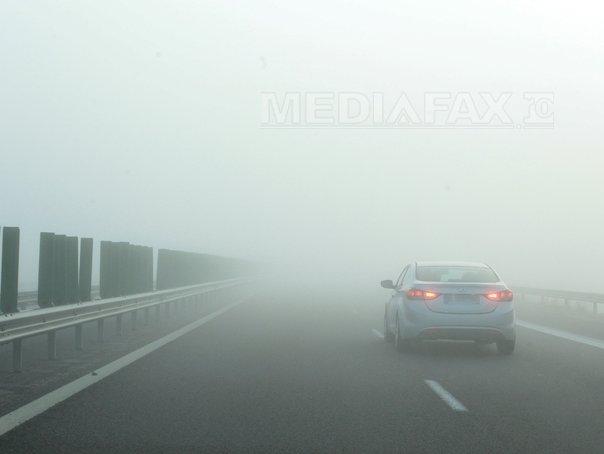 Ceaţă pe A3 Turda - Gilău şi pe mai multe artere rutiere din judeţele Cluj